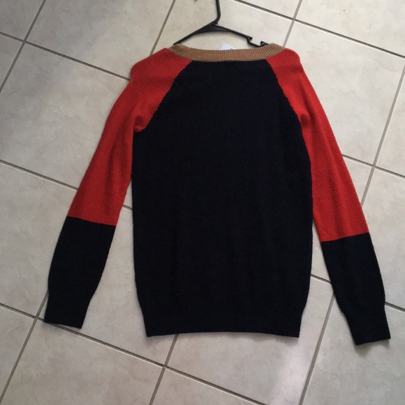 J crew sweater with tag - Picture 2 of 3